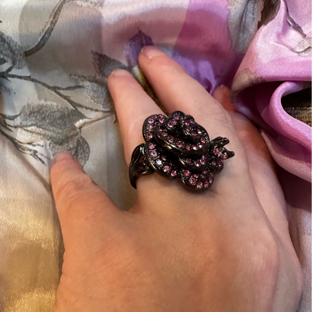 Park Lane-Rosette Ring-size 6 -Hematite plated with rose crystals-originally $76 - Picture 7 of 9